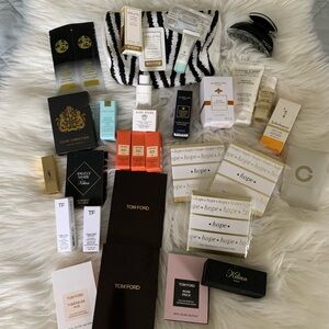 Neiman Marcus Bergdorf Goodman 32 Piece Sample Set 🌷: Perfume, Skincare etc.